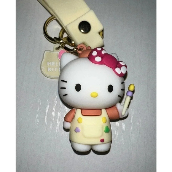 New Hello Kitty painter keychain. - Picture 1 of 3